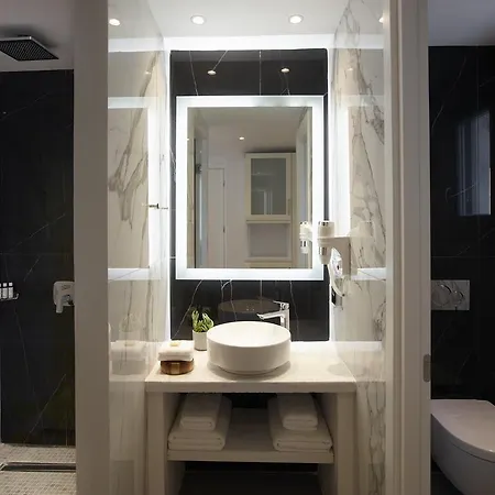 Epic Blue & Szálloda *