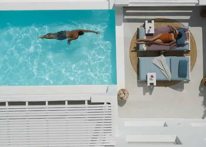 Epic Blue & ホテル